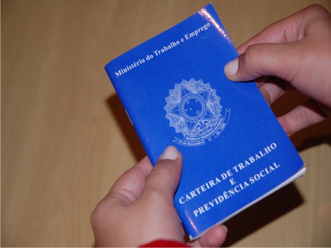 A Carteira de Trabalho  um dos documentos necessrios para se cadastrar em alguma das vagas