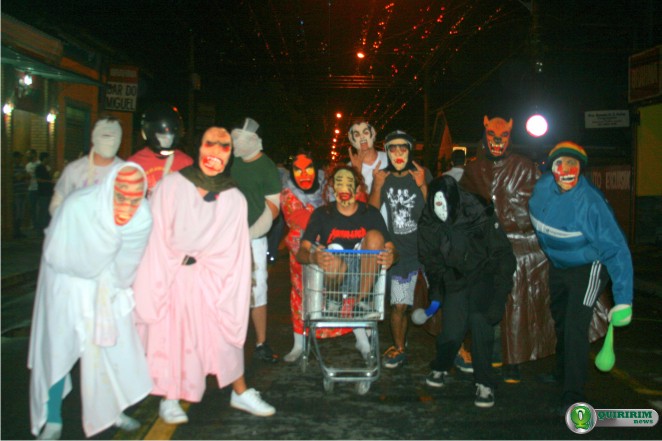 Tradicionalmente os mascarados saem sempre na sexta-feira de carnaval - Foto: Douglas Castilho/Quiririm News