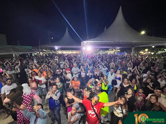 Grande público compareceu para brincar o carnaval - Foto: Quiririm News